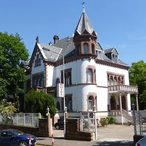 https://hotel-am-berg.frankfurtammainhotels.com